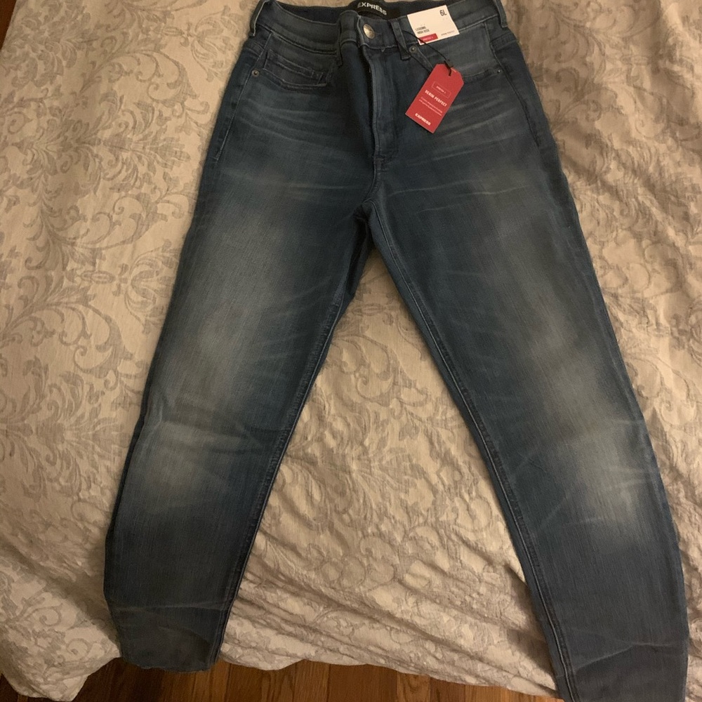 9 pairs of denim!Still have tags or only/worn once